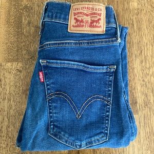 Levi’s Mile High Super Skinny Jeans